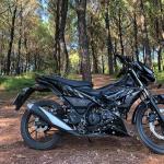 Chai xịt sơn xe Samurai màu đen bóng 30/109 400ml