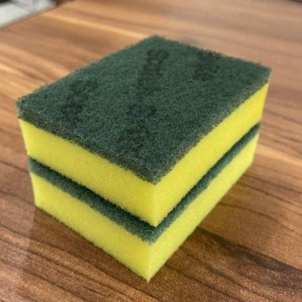 Miếng chùi rửa 3M Scotch Brite Professional Scrubbing Sponge 74CC 2 mặt vàng xanh 3 x 7.6 x 10cm