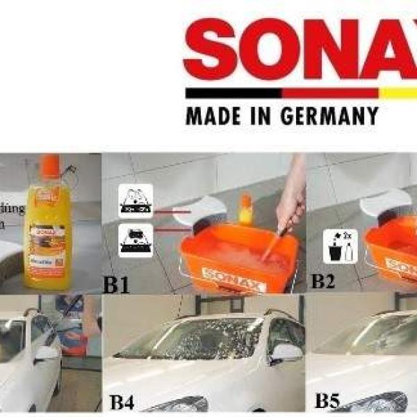 Nước rửa xe và tạo độ bóng sơn xe Sonax Wasch & Wax 313341 1L